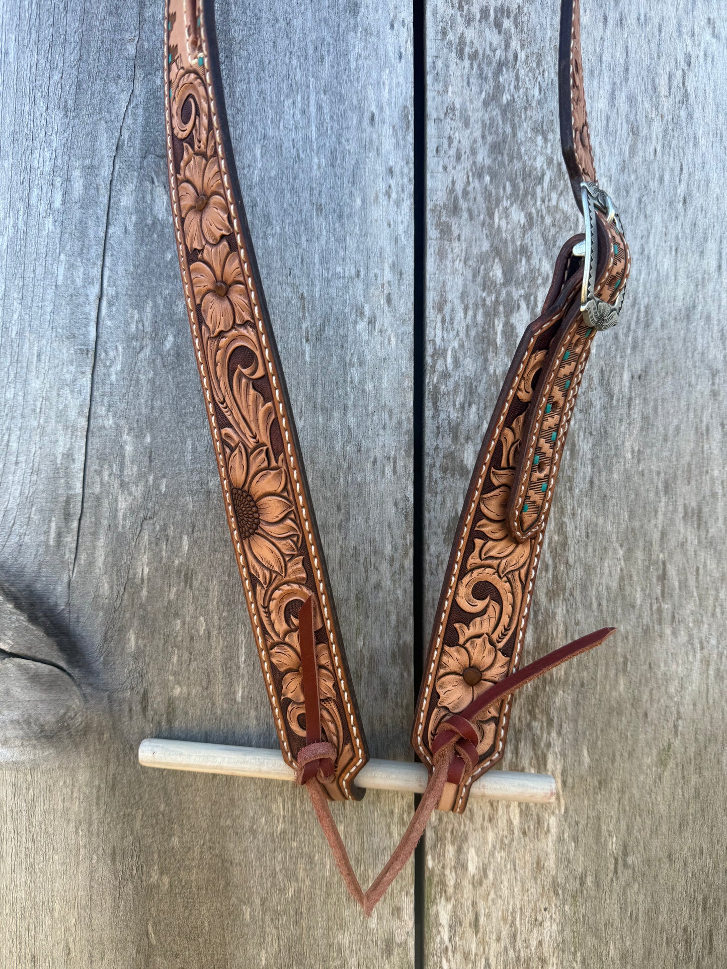 Floral Tooled leather single ear headstall, large horse 42-46 inches bit