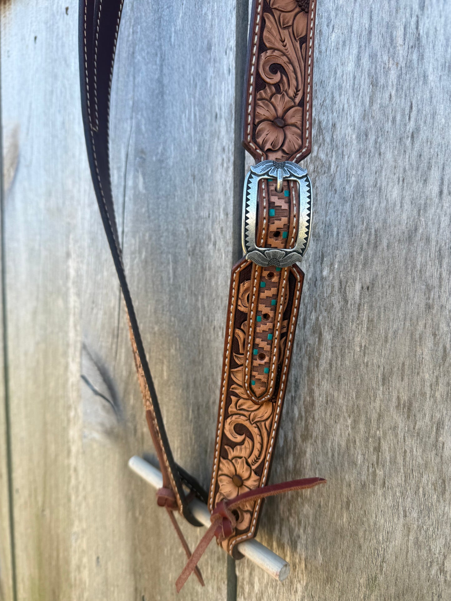 Floral Tooled leather single ear headstall, large horse 42-46 inches bit